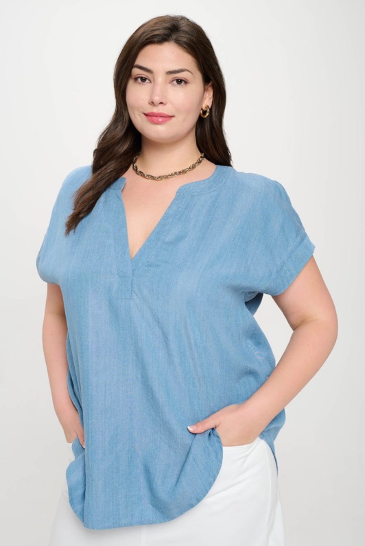 PLUS CHAMBRAY SPLIT NECK SHORT SLEEVE BLOUSE